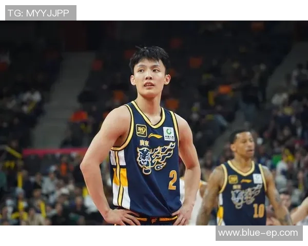 CBA季后赛精彩回顾广东队对战新疆队全场录像分析 CBA季后赛精彩回顾广东队对战新疆队全场录像分析