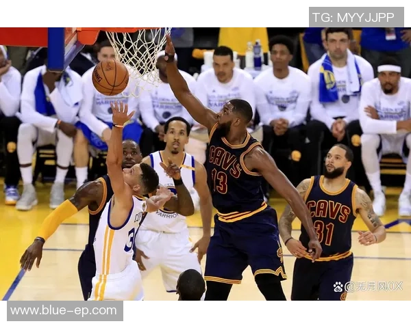 勇士与快船季后赛直播全程回顾精彩瞬间与战术分析 勇士与快船季后赛直播全程回顾精彩瞬间与战术分析