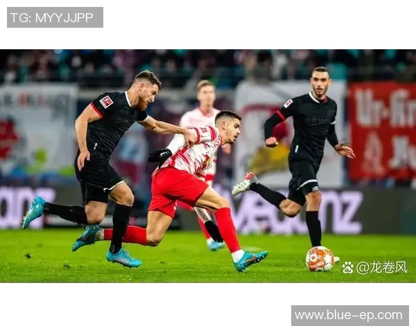 科隆主场迎战贺芬咸双方争夺德甲宝贵积分激战一触即发 科隆主场迎战贺芬咸双方争夺德甲宝贵积分激战一触即发